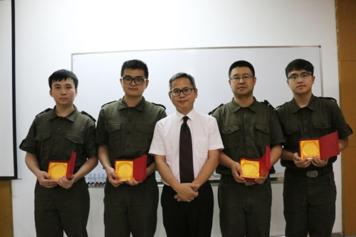 20180921154042_172 20180921154042_172