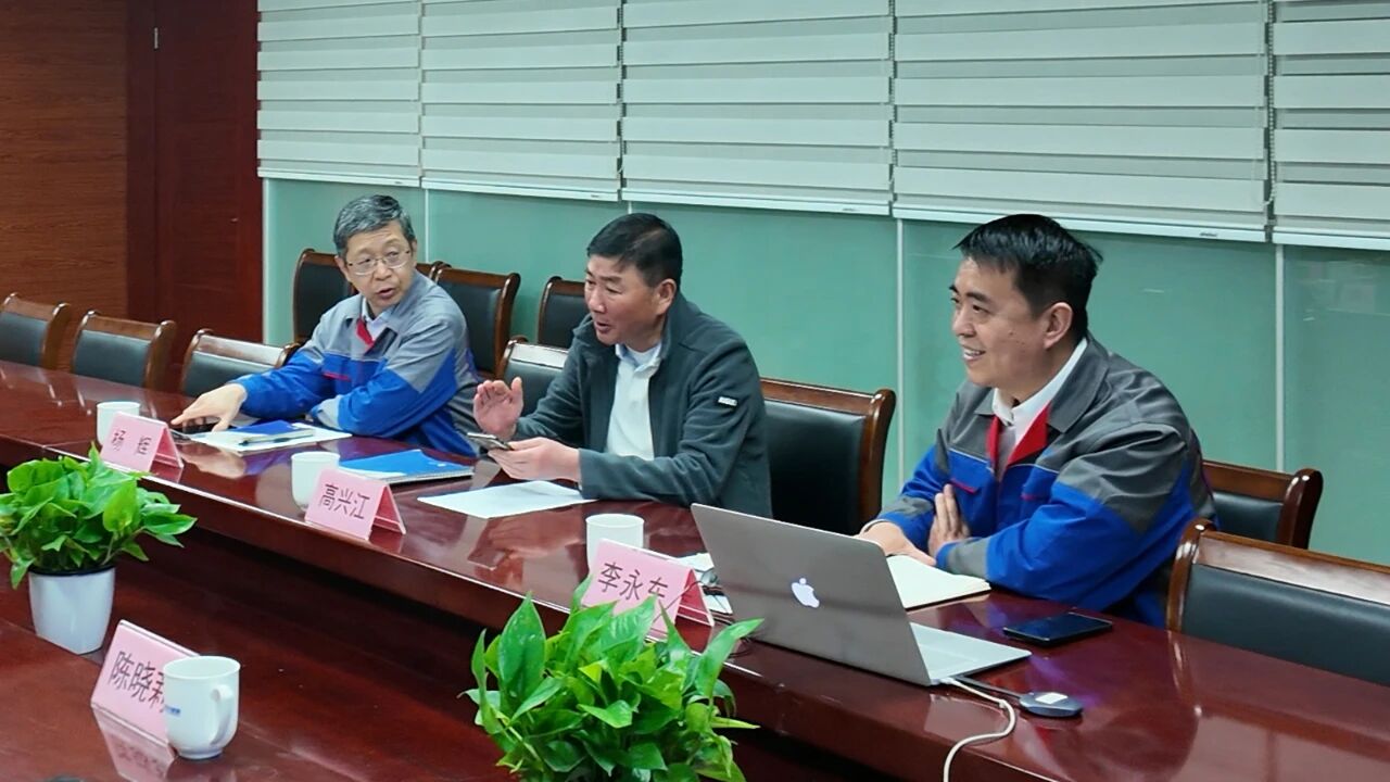 49ab09c135ef856ab401492f587f286e.jpg 49ab09c135ef856ab401492f587f286e.jpg